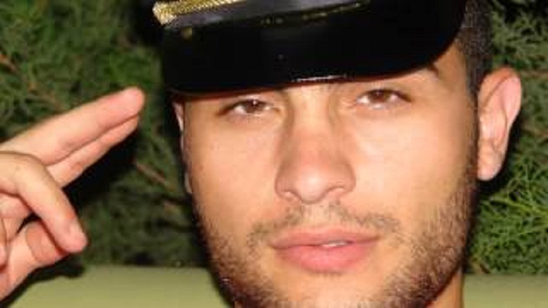 Gənc müğənni “Çıxma qarşıma” dedi